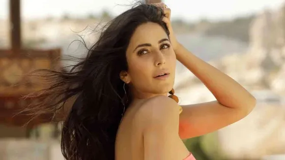 Katrina Kaif completes 2 decades in Bollywood! Recalls her filmy milestones through 20 years journey and calls herself 'Fortunate'