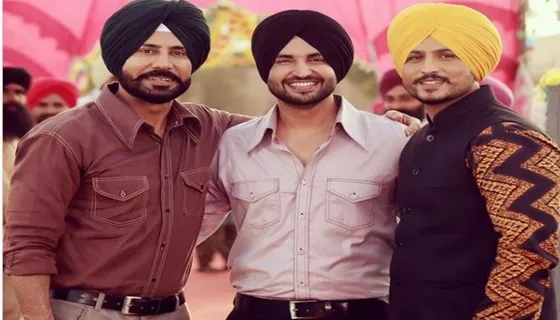 ਬਿੰਨੂ ਢਿੱਲੋਂ, ਜੱਸੀ ਗਿੱਲ ਤੇ ਗੁਰਨਾਮ ਭੁੱਲਰ ਨਜ਼ਰ ਆਏ ਸਰਦਾਰੀ ਲੁੱਕ ‘ਚ, ਪ੍ਰਸ਼ੰਸਕਾਂ ਨੂੰ ਪਸੰਦ ਆ ਰਿਹਾ ਹੈ ਕਲਾਕਾਰਾਂ ਦਾ ਇਹ ਅੰਦਾਜ਼