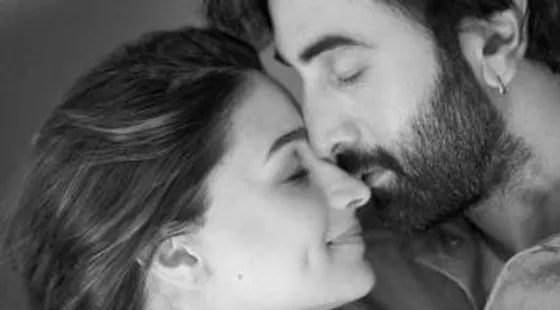 It's a girl! Alia Bhatt, Ranbir Kapoor welcome their first child