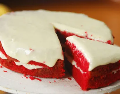 रेड वेलवेट केक