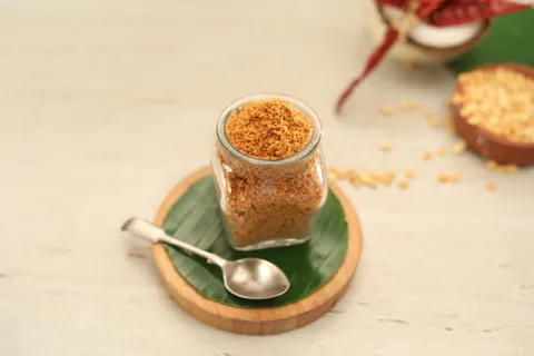 Thengai Podi