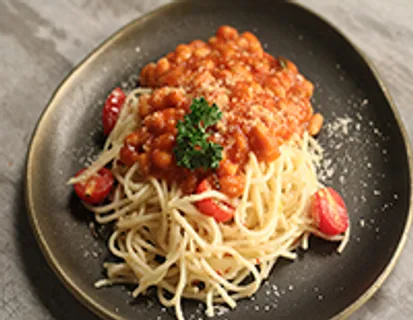 Spaghetti with Baked Beans - SK Khazana