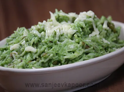 Cheesy Hari Bhari Khichdi