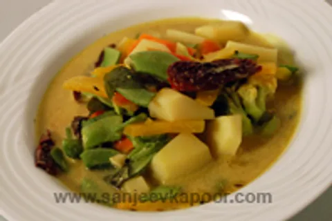 Mixed Vegetables In Coconut Kadhi