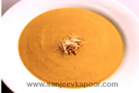 Carrot And Almond Soup
