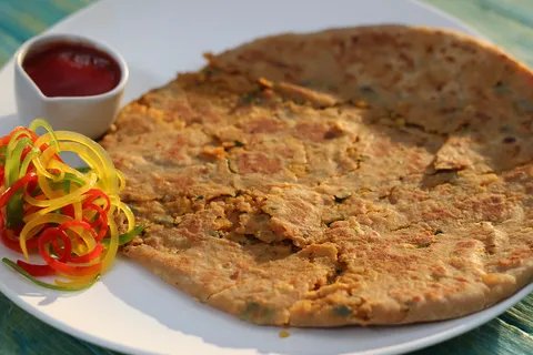 Dal Soya Parantha