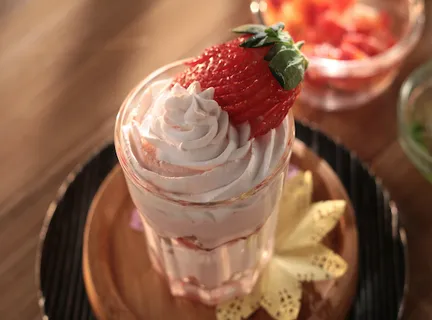 Strawberry Cream 