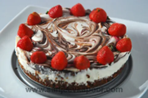 Chocolate And Strawberry Cheesecake