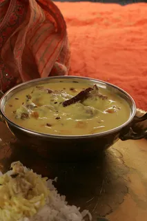 Punjabi Pakorewali Kadhi