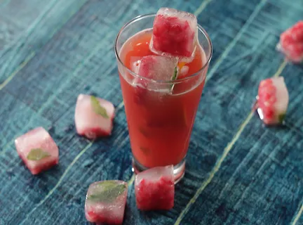 Pomegranate Ginger Cooler