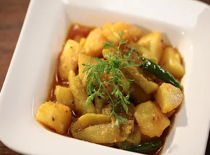 Aloo Potol - SK Khazana