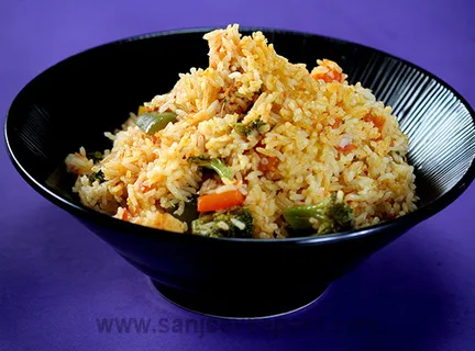 Chicken and Prawn Rice with Peppers
