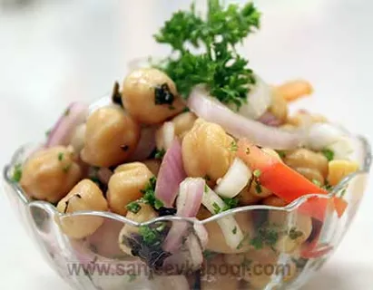 Moroccon Chickpea Tomato Salad