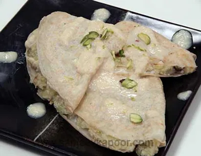 Bottle Gourd Pancakes with Rabdi