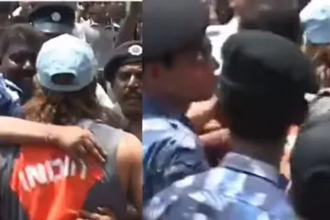 Viral Video: धोनी को देख कुछ इस कदर बेकाबू हुई महिला फैन, पहले जोर से लगाया गले और फिर करने लगी Kiss...