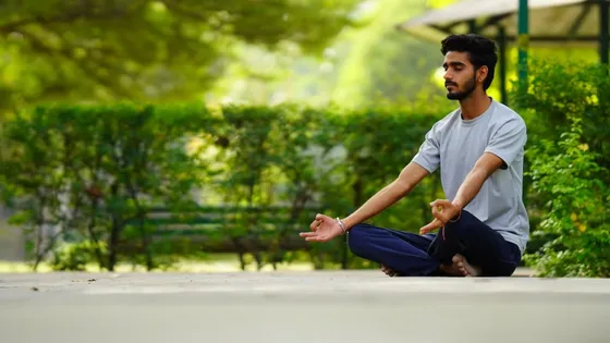 Short: Finding Inner Peace: A Beginner's Guide to Start Meditation Practice