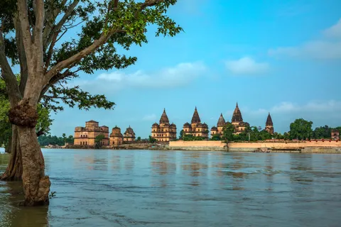 Orchha Tourism Unveiled: The Ultimate List of Must-Visit Orchha Tourist Places