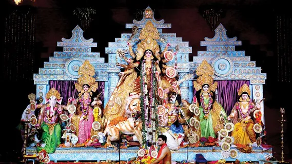 Mumbai: Palatial feel for Durga maa at Shivaji Park