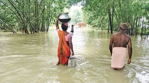 West Bengal public health engineering department | Bengal floods: Severe  drinking water scarcity in three districts - Telegraph India