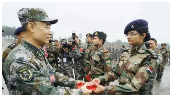 India China Troops Exchange Sweets At Several Border Points On Diwali After  Disengagement Completion - Amar Ujala Hindi News Live - India China:भारत-चीन  संबंधों में नई गर्माहट, दिवाली पर एलएसी पर सैनिकों