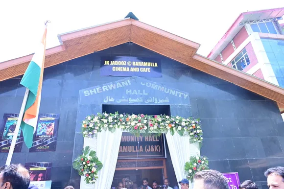 kashmir cinema hall.jpg