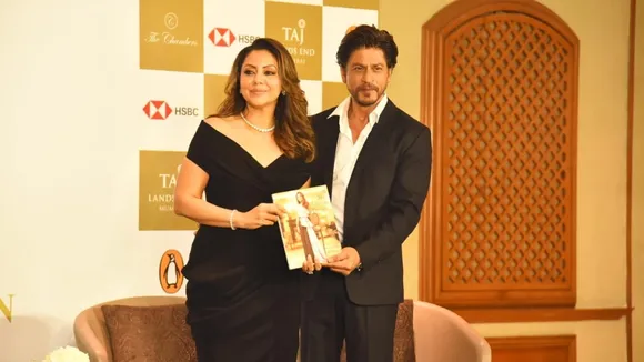 Shah Rukh launches Gauri's book, says she is 'busiest person' in house.  Watch | Bollywood - Hindustan Times