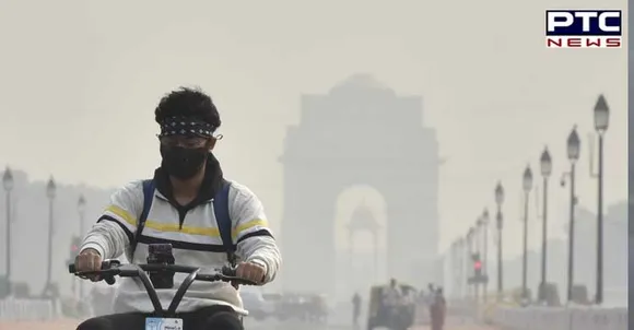 Thick fog engulfs Delhi, air quality deteriorates to 'very poor' category