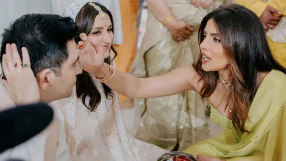 Priyanka and Parineeti Chopra.jpeg