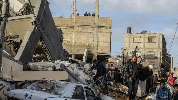 Hamas and Israel in Cease-Fire Talks in Egypt as Gaza Humanitarian Crisis Deepens