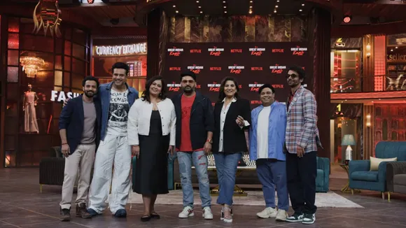 Kapil Sharma celebrates historic re-union (‘landing’ ?) with Sunil Grover on ‘airport-terminal’ sets of Netflix series "The Great Indian Kapil Show" starting March 30th by Chaitanya Padukone