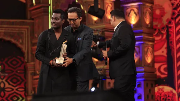 Atlee Wins Critics Best Director at DPFF Awards for 'Jawan'