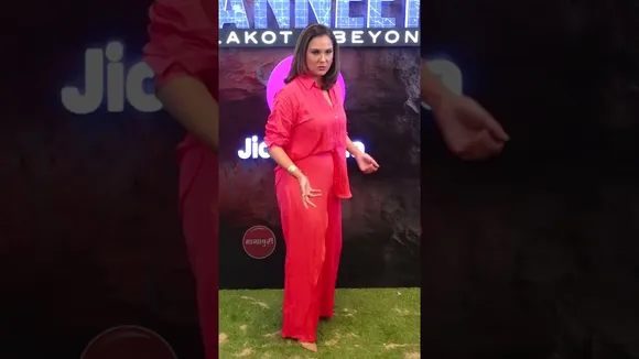 Bollywood Actress Lara Dutta Spotted In Cool Outfit