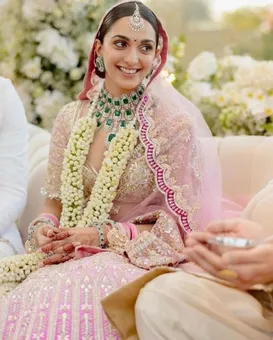 From Parineeti Chopra To Kiara Advani, Here Are The List Of Bollywood's Brides Who Have Wore Manish Malhotra's Outfit For Their Big-Day!