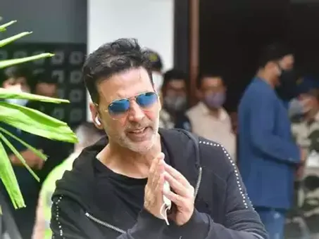 Akshay Kumar tops as the most popular actor in Ormax Rankings! Take A look: