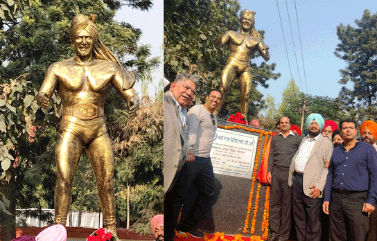 Dara Singh’s Huge Statue Unveiled On His 90th Birthday