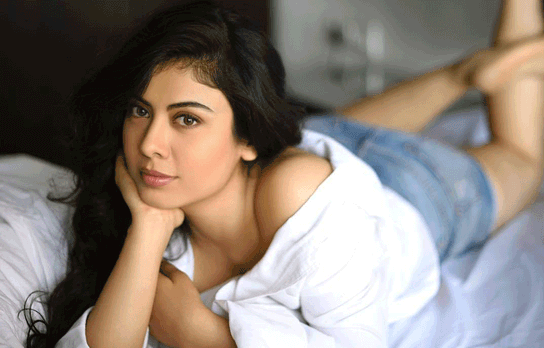 Anurita Jha Plays The Lead In Rozana, A Short Film On Homosexuality