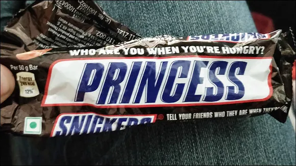 Snickers extends campaign to wrappers; boldly tweaks name on pack
