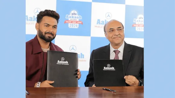 Aakash Educational Services onboards Rishabh Pant as its brand ambassador 