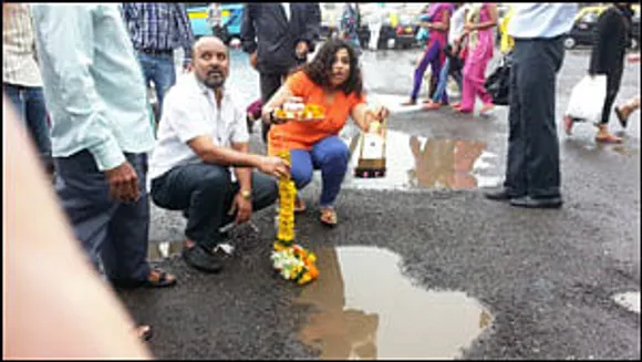 Red FM: Worshipping potholes
