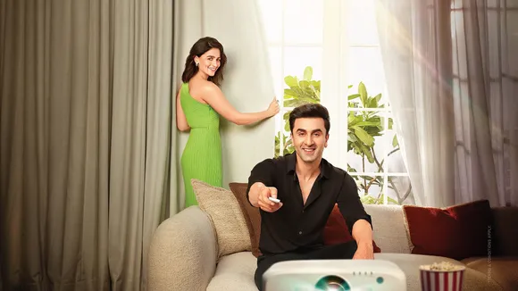 Alia Bhatt and Ranbir Kapoor enjoy nightlife during day with FabriCare’s blackout curtains