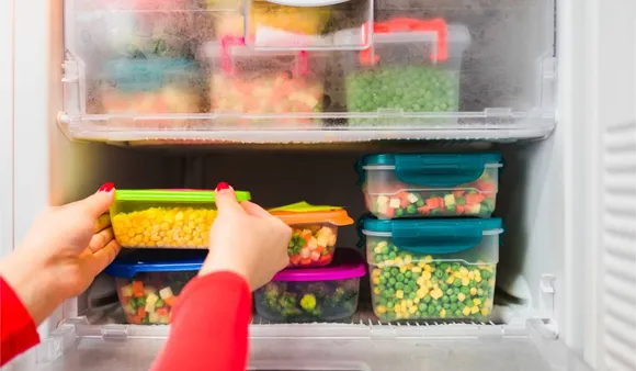 Vegetables in Refrigerator: ফ্রিজের এই খাবার খেলেই বিপদ