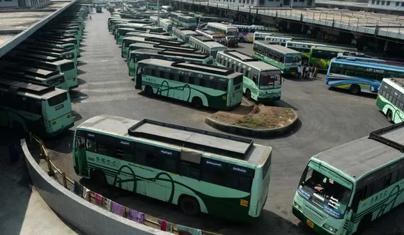 জলের দাবিতে ধর্মঘট তামিলনাড়ু জুড়ে