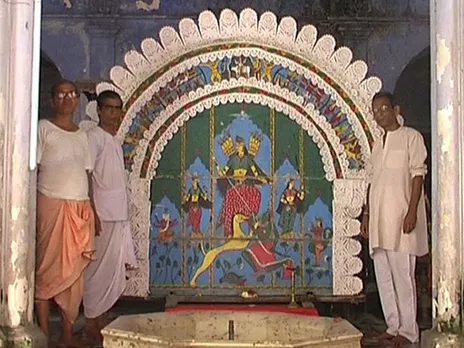প্রথায় কোনও পরিবর্তন হয়নি বর্ধমান রাজবাড়ির দুর্গাপুজোর