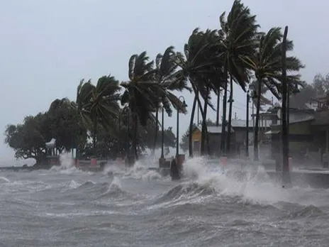 কোথায় ধ্বংসলীলা চালানোর প্রস্তুতি নিচ্ছে CYCLONE মোচা?