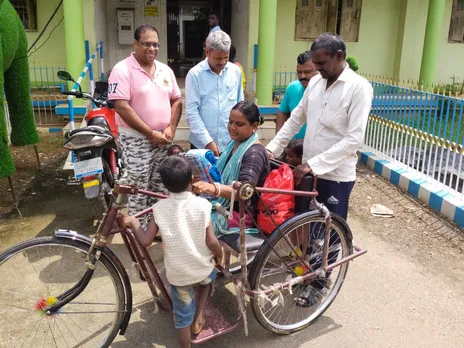 কথা রাখলেন মন্ত্রী! করম পুজোয় ইচ্ছে পূরণ