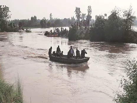 বিপদের ঘণ্টা বাজল, রেড অ্যালার্ট জারি একাধিক জেলায়