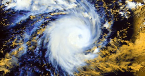 Cyclone: সর্বনাশ! ১৯৫ কিমি বেগে চলবে তাণ্ডব