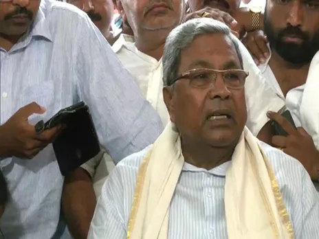 Karnataka CM: কংগ্রেসের সাধারণ সম্পাদকের সঙ্গে সাক্ষাৎ করলেন সিদ্দারামাইয়া
