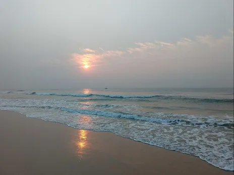 প্রথমবার সমুদ্রে যেতে চান? তালিকায় থাকতে পারে দেশেরই ৩ জায়গা