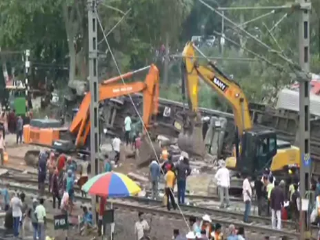 Odisha Train Accident : রাতেই চালু হবে রেললাইন!